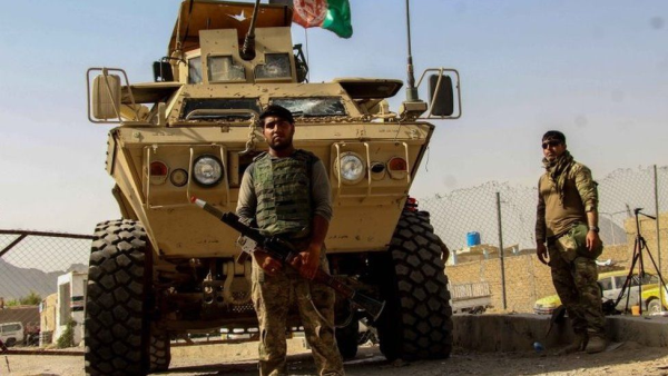“Taliban” çoxsaylı döyüş təyyarələri və vertolyotlar ələ keçirdi, paytaxta hücum başlayır